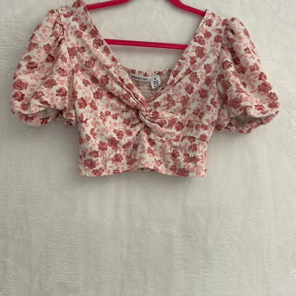 Pink floral puff sleeve‎ crop top Size M